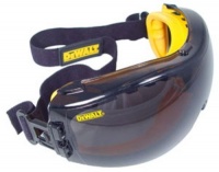 Dewalt DPG82-21C Concealer Smoke Anti-Fog Dual Mold Safety Goggle Dewalt DPG82-21C Concealer Smoke Anti-Fog Dual Mold Safety Goggle