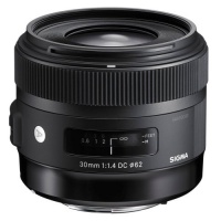 Sigma 30mm f/1.4 DC HSM Lens for Canon Digital SLR Cameras (Black) Sigma 30mm f/1.4 DC HSM Lens for Canon Digital SLR Cameras (Black)