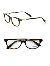 A smart look in lightweight acetate with tubular temples. Available in havana with clear lens. Tubular templesMade in Italy A smart look in lightweight acetate with tubular temples. Available in havana with clear lens. Tubular templesMade in Italy