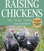 Storey's Guide to Raising Chickens, 3rd Edition