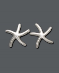 Delight in style inspired by the seashore. Giani Bernini's nautical-themed stud earrings feature a pair of polished, sterling silver starfish. Approximate diameter: 1/2 inch. Delight in style inspired by the seashore. Giani Bernini's nautical-themed stud earrings feature a pair of polished, sterling silver starfish. Approximate diameter: 1/2 inch.