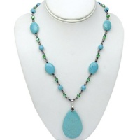 Stunning Green Turquoise Howlite and Multi Gemstones Crystals Necklace Stunning Green Turquoise Howlite and Multi Gemstones Crystals Necklace