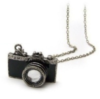 New Retro Camera Photographer Necklace in Black New Retro Camera Photographer Necklace in Black