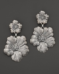 Delicate gardenias, captured at the height of their beauty in sterling silver, bloom on these earrings from Buccellati. Delicate gardenias, captured at the height of their beauty in sterling silver, bloom on these earrings from Buccellati.
