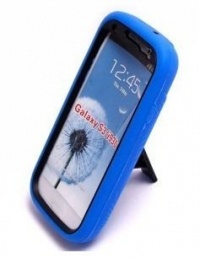Aimo Wireless SAMI9300PCMX002S Guerilla Armor Hybrid Case with Kickstand for Samsung Galaxy S3 i9300 - Retail Packaging - Black/Blue Aimo Wireless SAMI9300PCMX002S Guerilla Armor Hybrid Case with Kickstand for Samsung Galaxy S3 i9300 - Retail Packaging - Black/Blue
