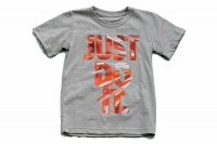 Nike Boy's Just Do It Cotton Short Sleeve T-Shirt (6, Grey Heather) Nike Boy's Just Do It Cotton Short Sleeve T-Shirt (6, Grey Heather)
