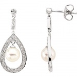 CleverEve 2014 Luxury Series One Pair of .25 ct tw Diamond 14K White Gold Freshwater Cultured Pearl Earrings 6.0mm CleverEve 2014 Luxury Series One Pair of .25 ct tw Diamond 14K White Gold Freshwater Cultured Pearl Earrings 6.0mm