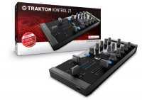 Native Instruments Traktor Kontrol Z1 DJ Mixing Interface Native Instruments Traktor Kontrol Z1 DJ Mixing Interface
